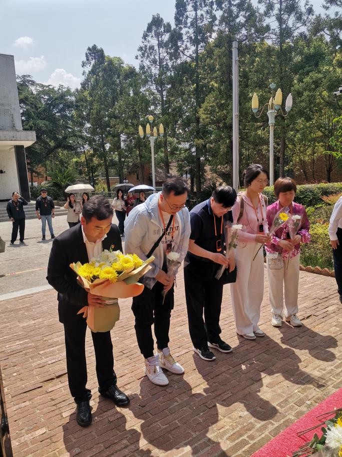 图片5.jpg