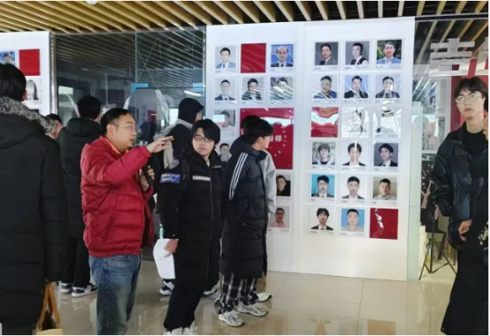 成都青年创新创业合伙人计划东部新区专场主题活动在我校顺利举行517.png